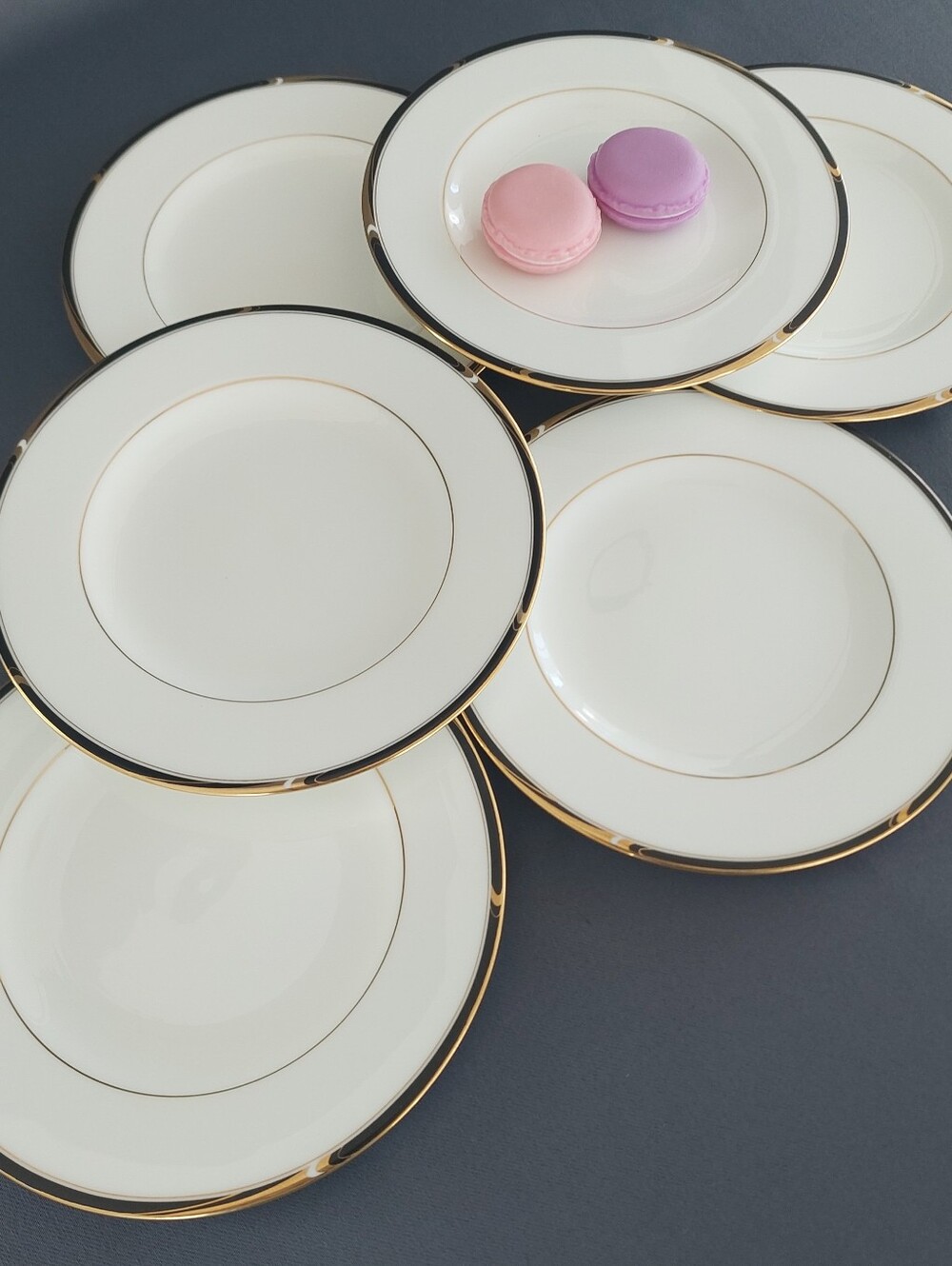 Vintage Mikasa Academy Fine Bone China Gold Rim Plates CAH05 - Set of 6